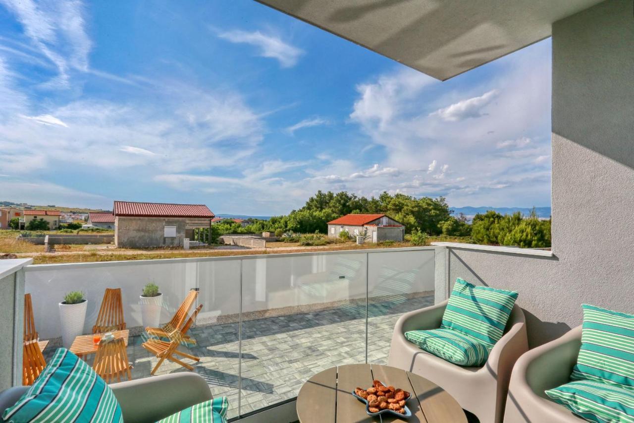 Luxury Apartments Hills Vir Exterior foto