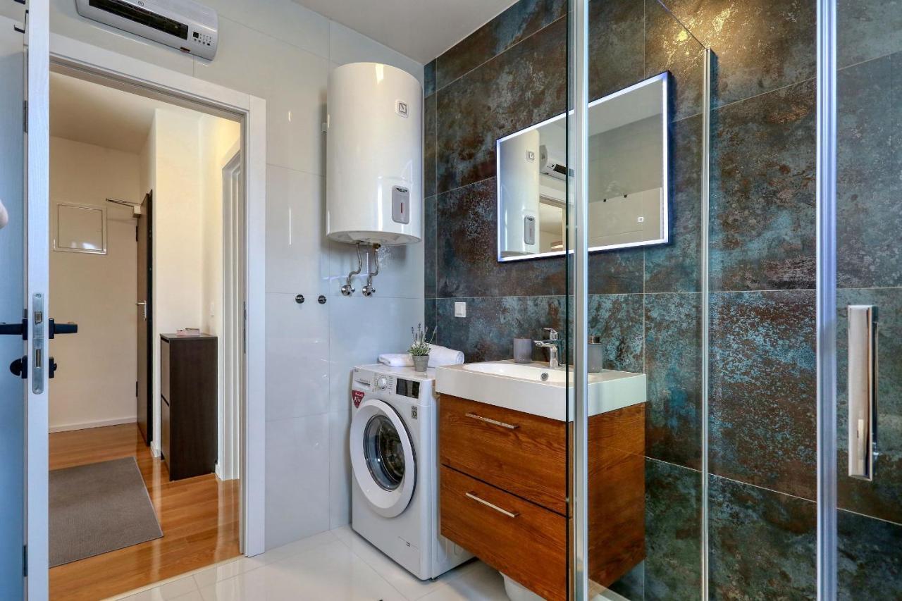 Luxury Apartments Hills Vir Exterior foto
